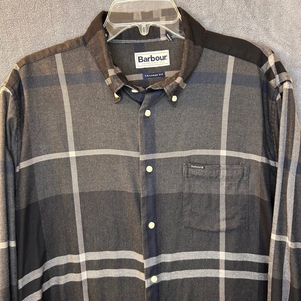 Barbour Mens M Dunoon Tailored Fit Black Gray Tartan Plaid Button Down Shirt